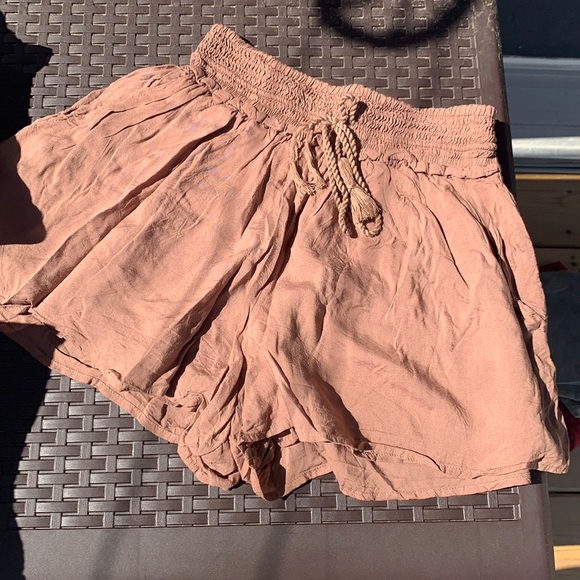Wilfred (Aritzia) Tie Waist Short - Picture 1 of 4